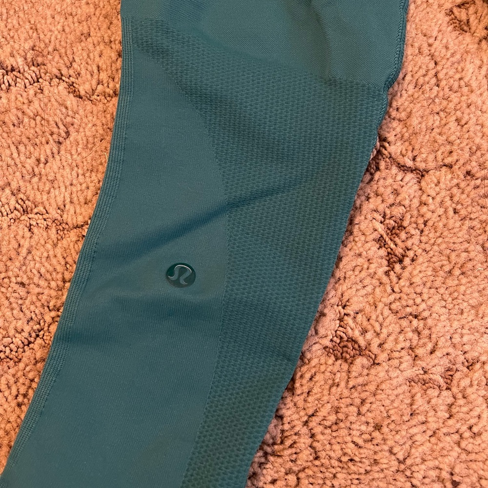 LuLuLemon leggings. Brand new.